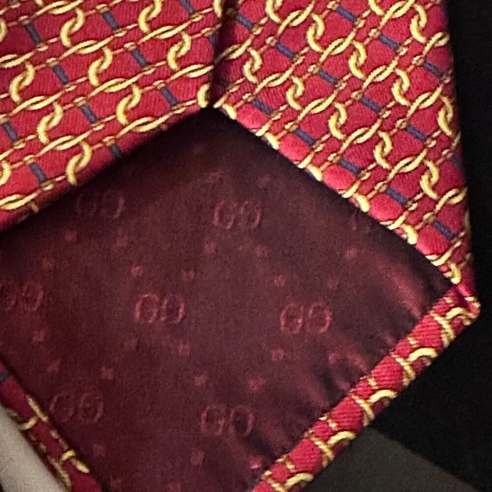 Gucci Logo Silk Tie Silver Red Gold Chain Plaid Chains Euc Mint Mens Man's Gift - Picture 8 of 8